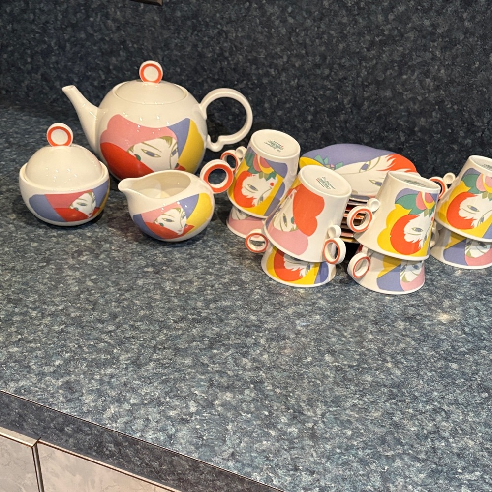 Colorful Art Deco Tea Set